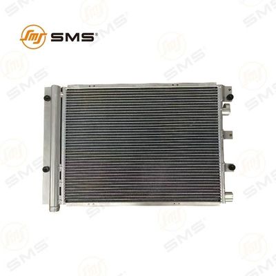 Airconditioner Condensor DZ15221845033 SHACMAN M3000 Vrachtwagen Onderdelen Warmtewisselaar Condensor